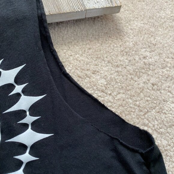 Black Butler Juniors S Faustian Contract Symbol Muscle Tee Tank Sebastian Ciel - Picture 5 of 12